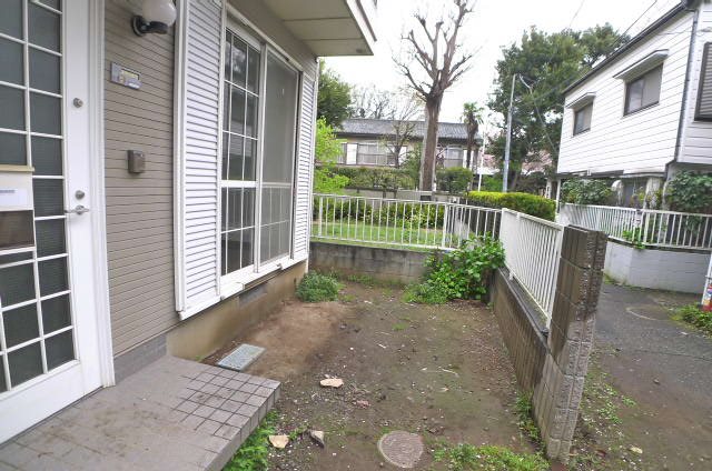 ピュア赤羽台 ベランダ