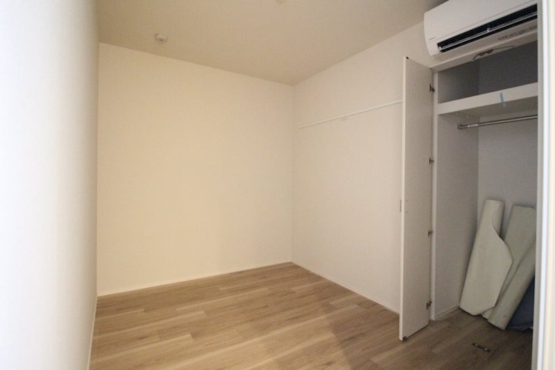 サン・ハピネス ベッドルーム