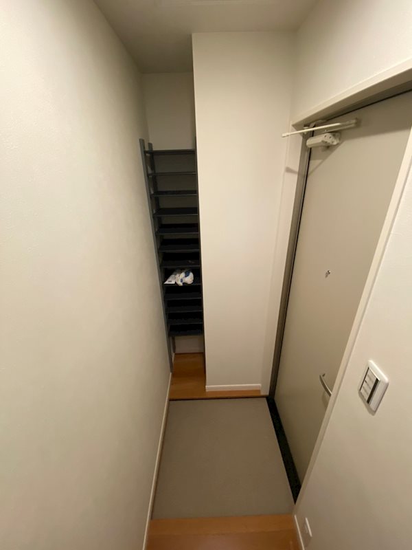 コート中野 玄関