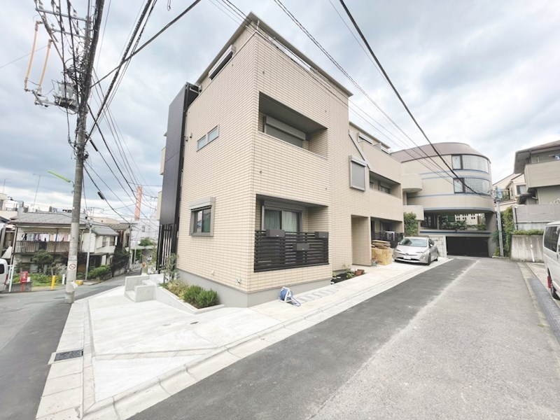 Plum House A（プラムハウスエー） 302号室 外観