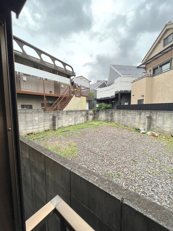 ＣＯＤ-ＨＯＵＳＥ ベランダ