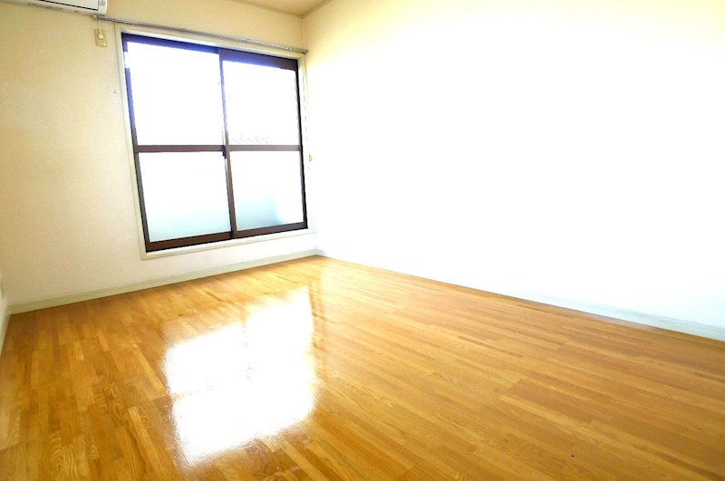 フラットアン ベッドルーム