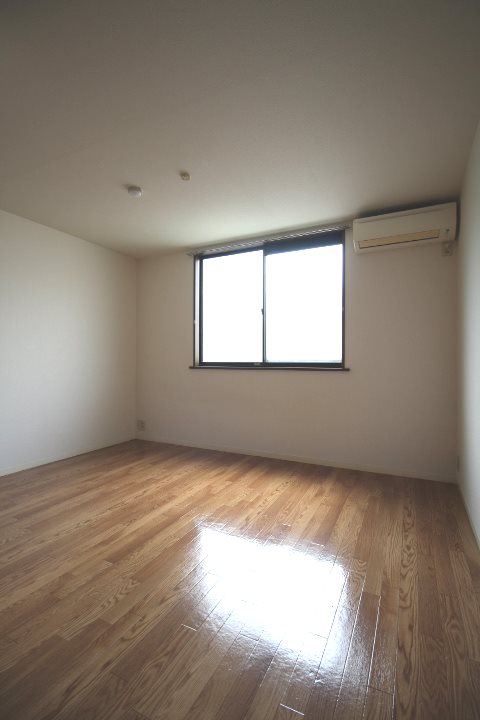 ハーミットクラブ代沢 リビング