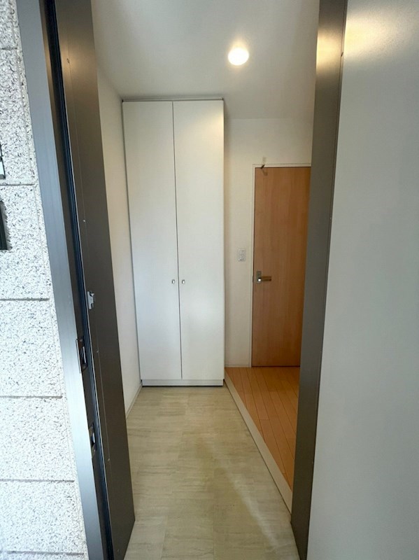 Nouvelle Maison（ヌーヴェルメゾン） 玄関