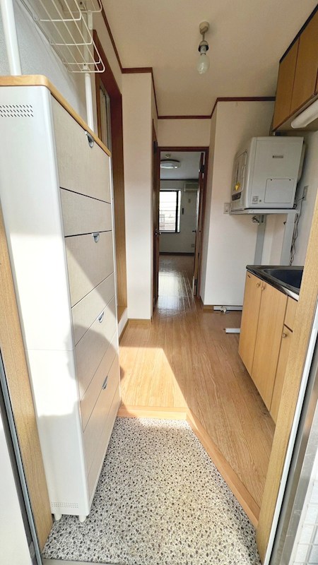 アビタシオンＭ 玄関