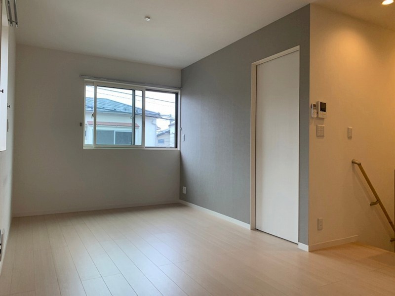 ＳＥＴＴＥＭＩＬＡ リビング