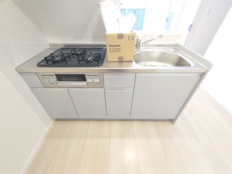 Suonare（スウォナーレ） キッチン