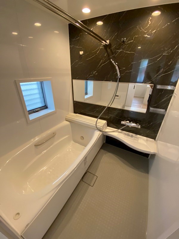 Ｅｍｉｇｒａｎｔ　Ｗｅｓｔ 風呂画像