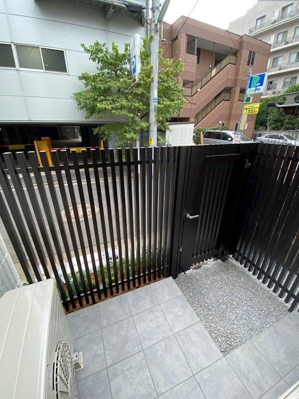 Ｅｍｉｇｒａｎｔ　Ｗｅｓｔ ベランダ