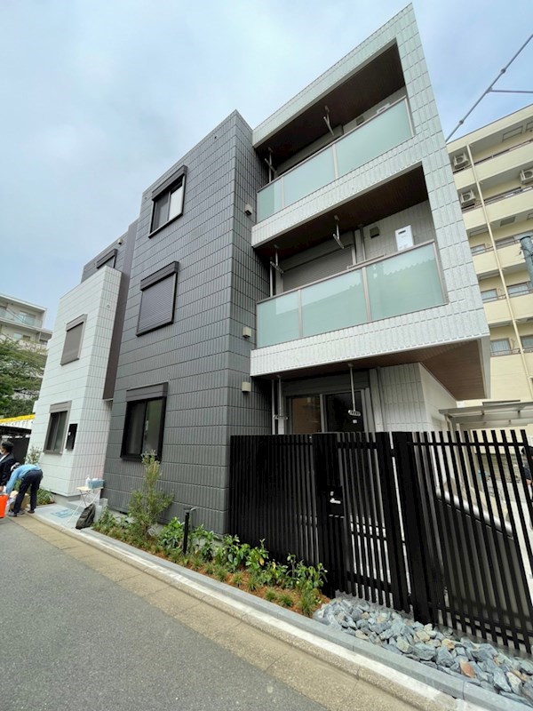 Ｅｍｉｇｒａｎｔ　Ｗｅｓｔ その他外観1