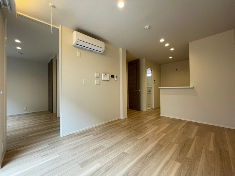 Ｅｍｉｇｒａｎｔ　Ｗｅｓｔ リビング