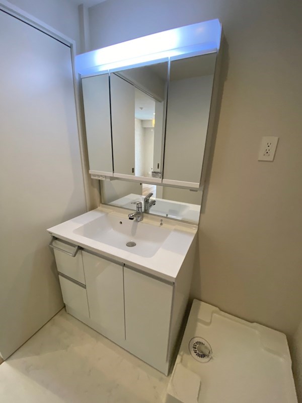 Ｅｍｉｇｒａｎｔ　Ｗｅｓｔ その他3