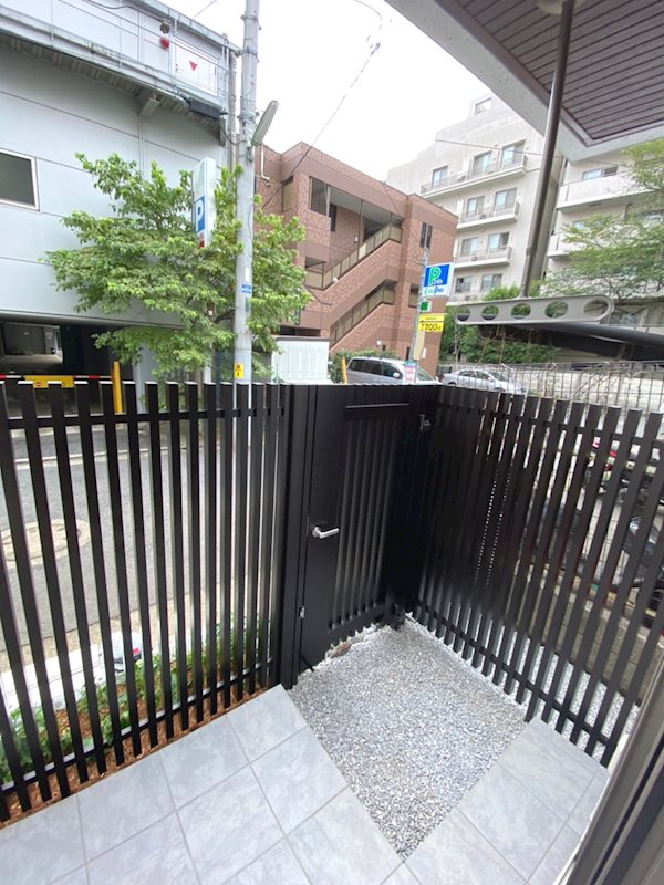 Ｅｍｉｇｒａｎｔ　Ｗｅｓｔ その他4