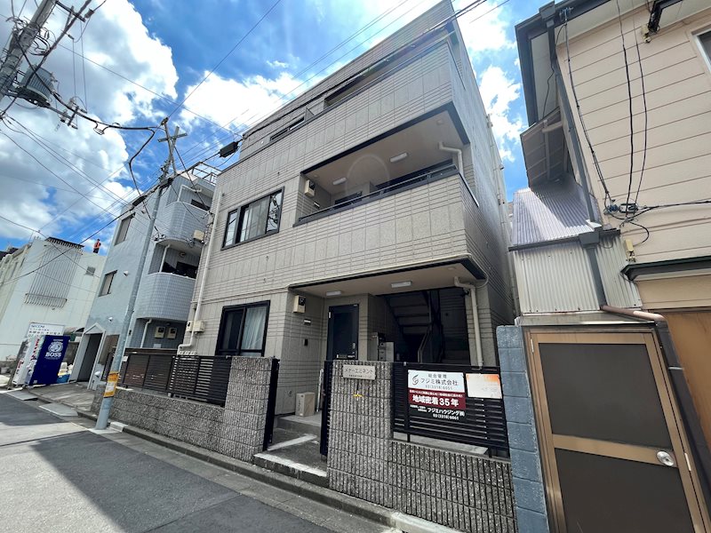 メナーエミネント 外観写真