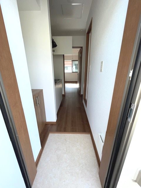 ルナパークＢ 玄関