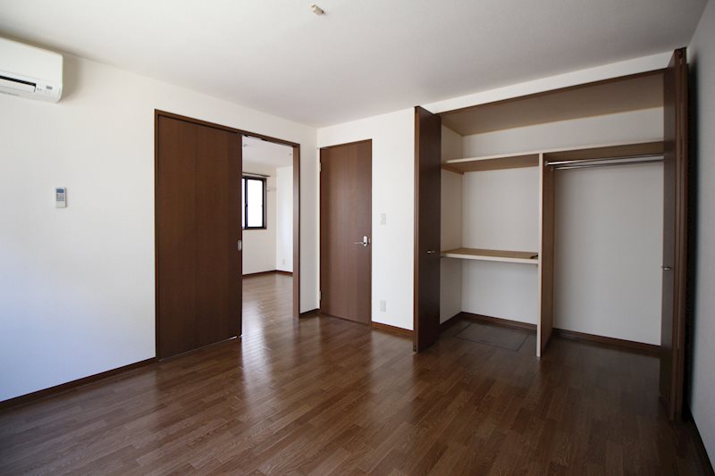 グリーンヒルかや ベッドルーム