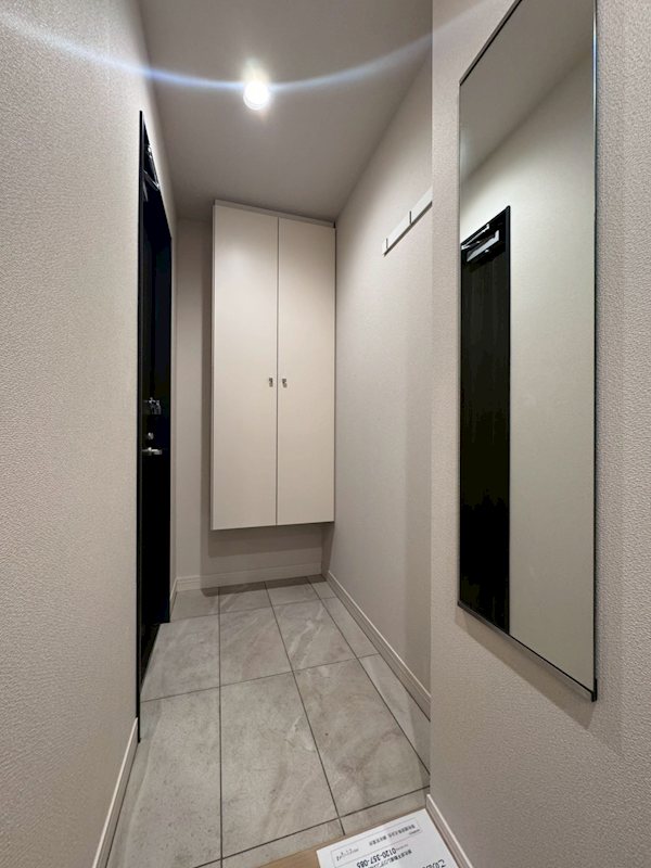 PALM SPLINGS三鷹 玄関