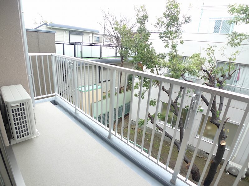 エアリーズ中野 ベランダ