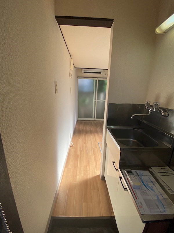 アパートメンツリサ髙津 玄関