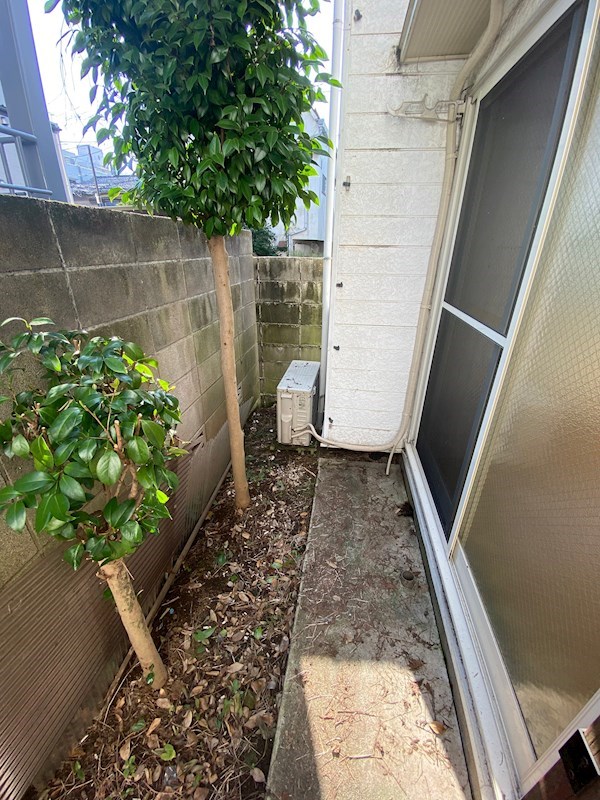 アパートメンツリサ髙津 ベランダ