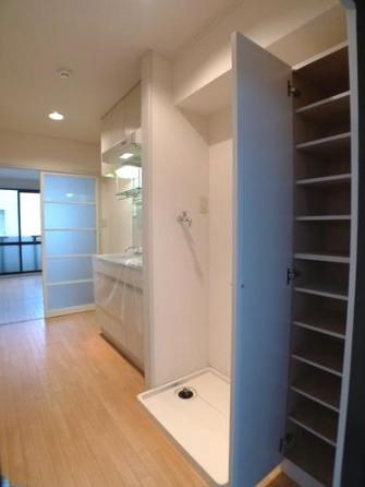 Primrose（プリムローズ） 玄関