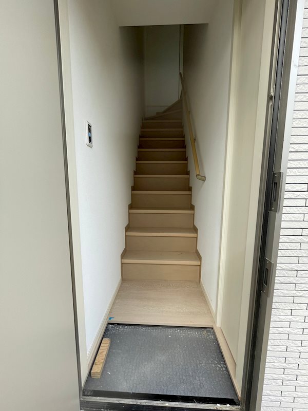 ルーナ久我山 玄関