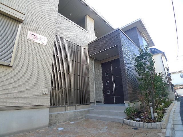 ベルドミール中野 201号室 外観