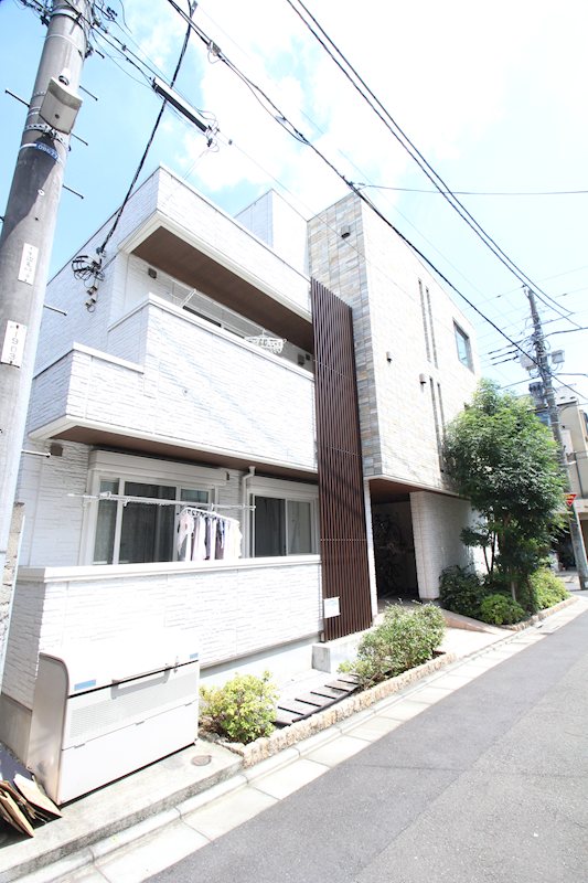 Les Saisons Nogata（レセゾンノガタ） 302号室 外観