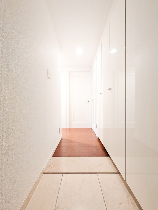 ビバリーホームズ松濤 玄関