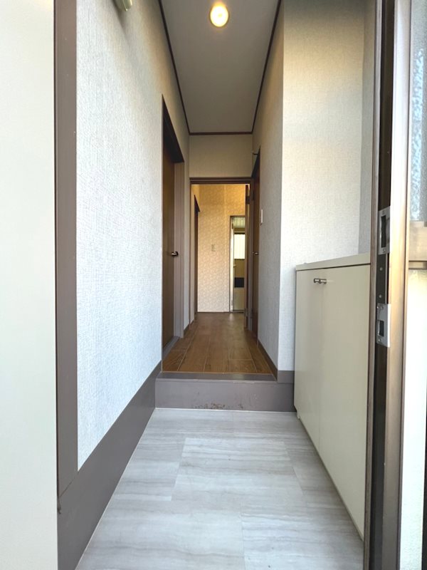 セイレジデンス 玄関