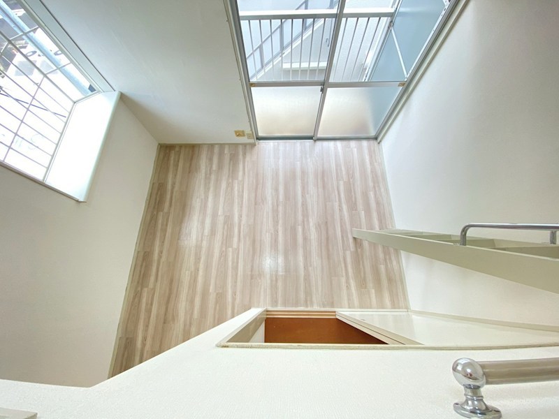 ホワイトヴィラ三鷹台 ベッドルーム