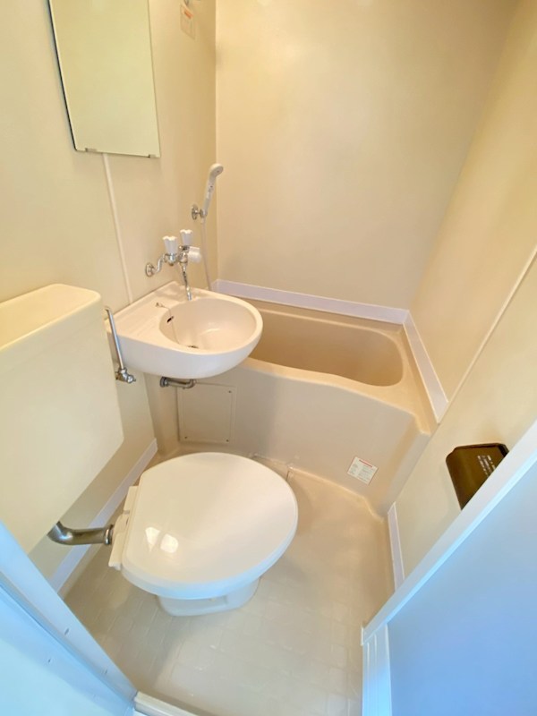 ホワイトヴィラ三鷹台 風呂画像