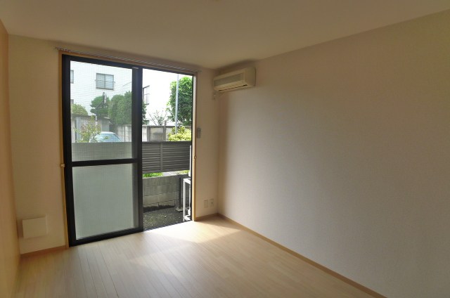 メゾンＴＫ リビング