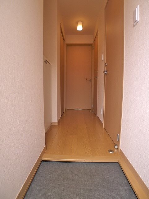 フィンチリーコート氷川台 玄関