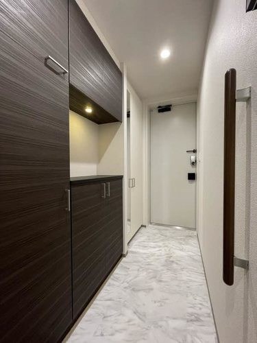 アリビオ世田谷代田 玄関