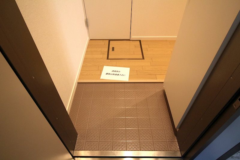 ガーディニア浜田山 玄関