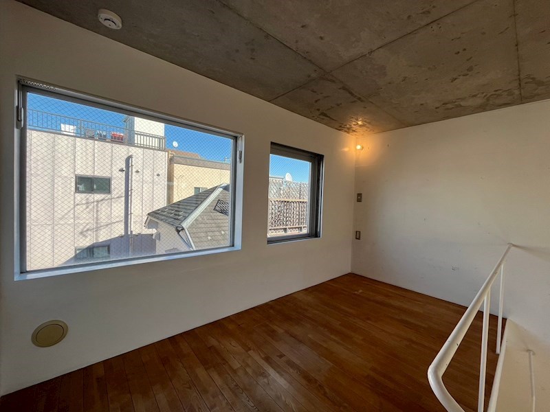 CASA　COMPLESSO　（カーサコンプレッソ） ベランダ