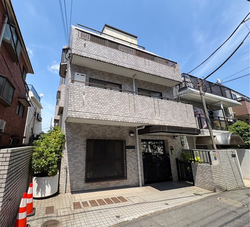 レジデンス吉岡 203号室 外観