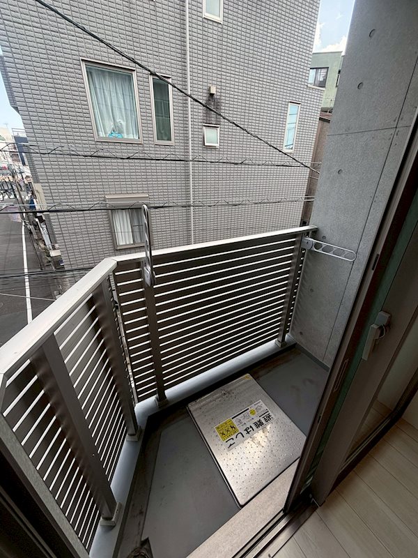 Libert&amp;eacute;渋谷本町 ベランダ