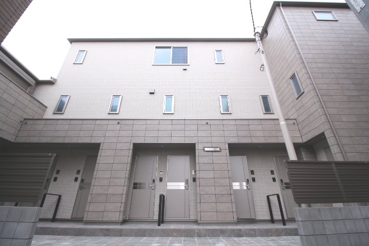 アリアーテ三軒茶屋 103号室 外観