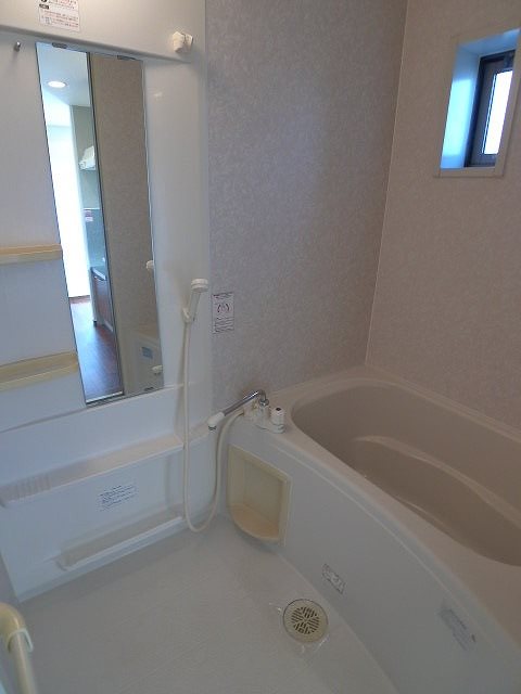 グランシード三晶 風呂画像