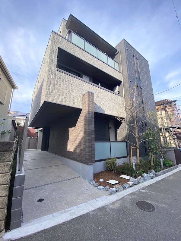 ココン三軒茶屋 102号室 外観