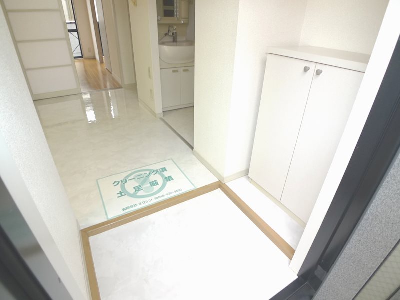 ディアス高円寺 玄関