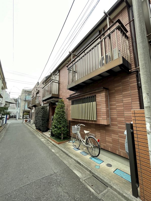 シャレー 205号室 外観