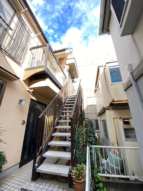 ヒルマハウス 201号室 外観