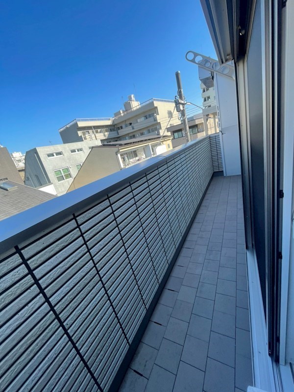 ルーチェ中根 ベランダ