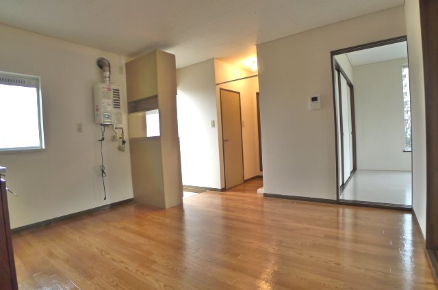 ハッピー戸田公園 リビング