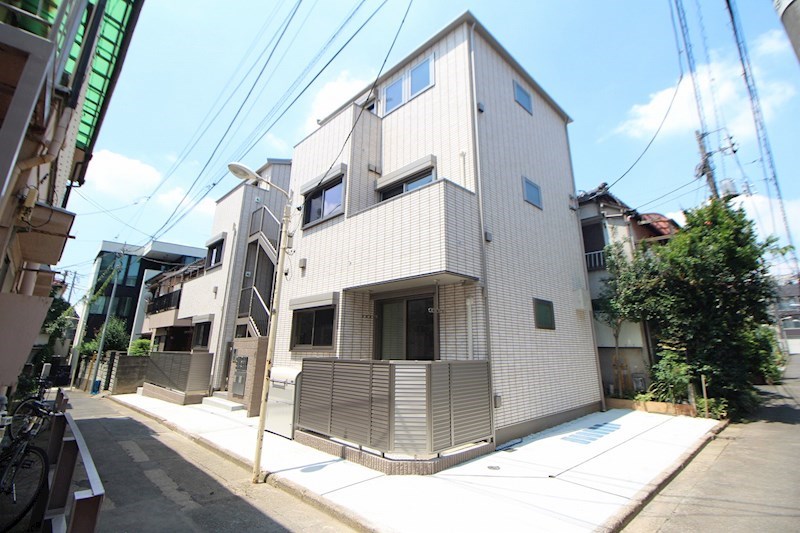 レジデンスコスモ 302号室 外観