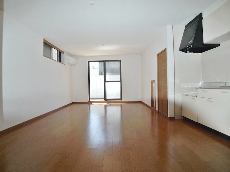 フラワーハウス リビング