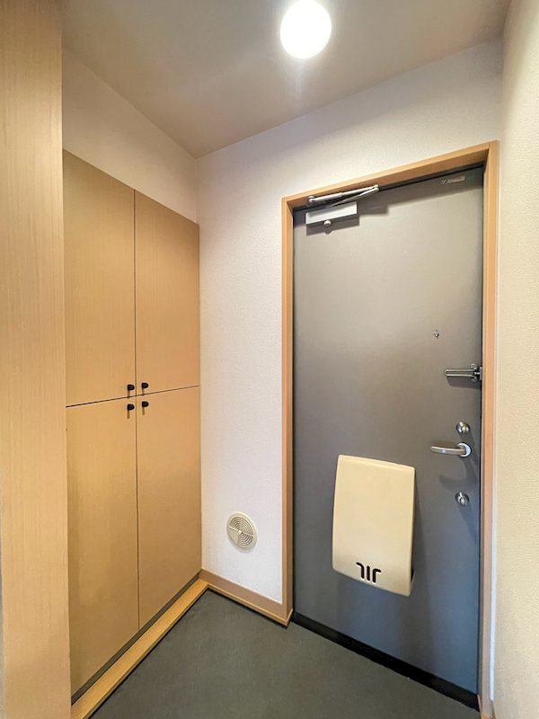 パーシモンヒルズ 玄関